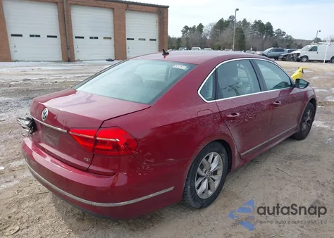 2016 Volkswagen Passat S/R-Line from USA, damaged, VIN 1VWAT7A35GC039878